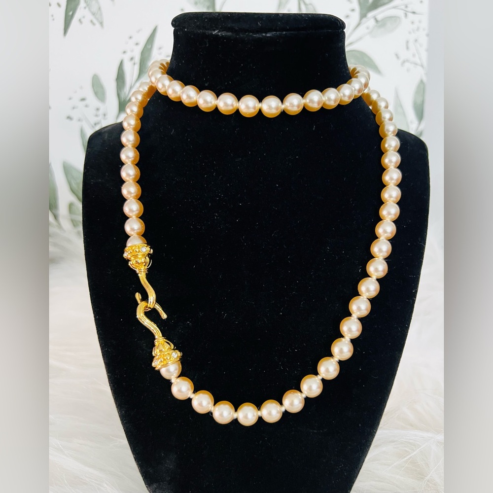 Unique Vintage Faux Pearl Necklace Pink Gold Tone Ornate Hook Clasp Rhinestone